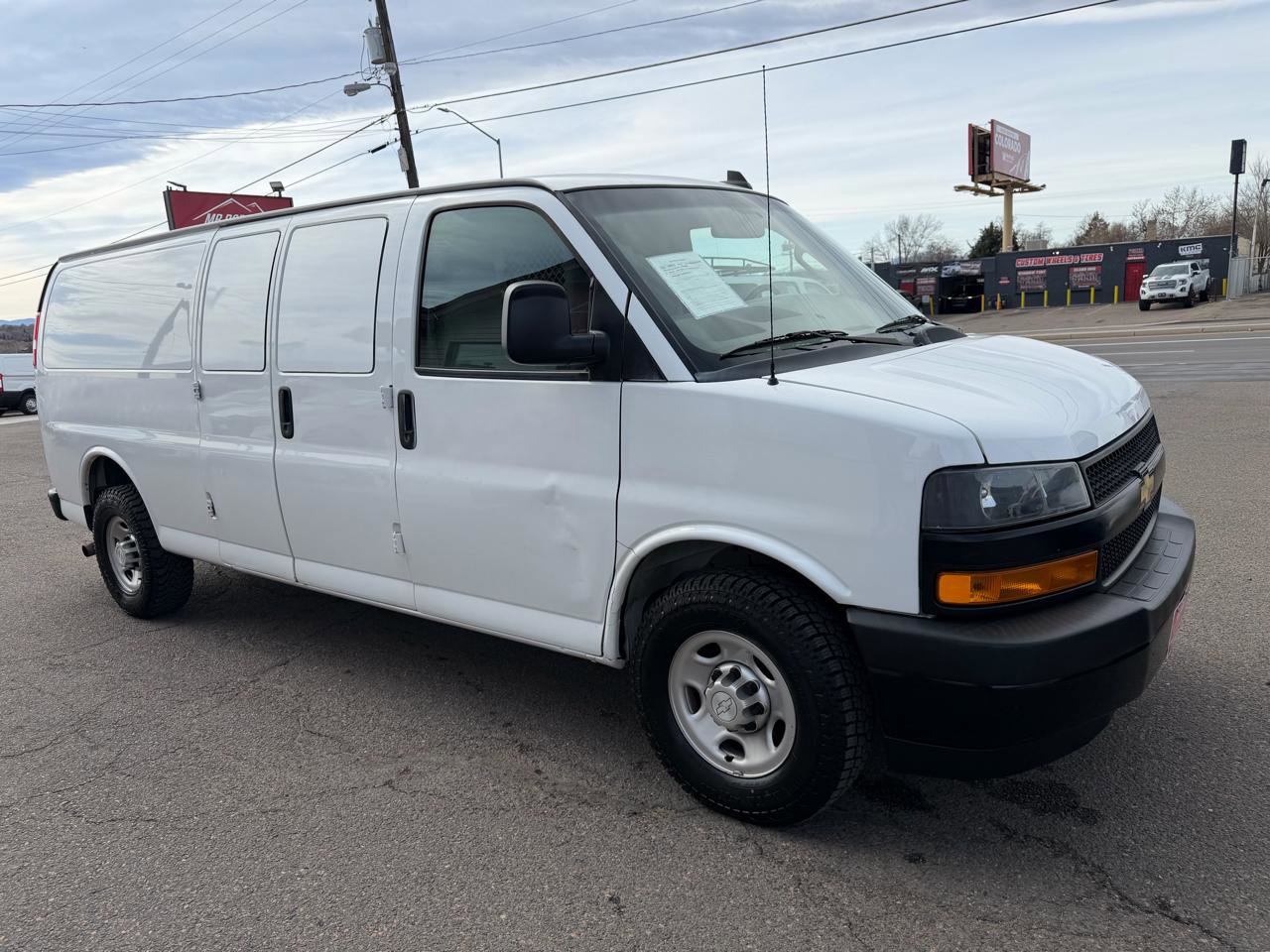 Used 2020 Chevrolet Express 2500 Extended w/ Communications Package image 2