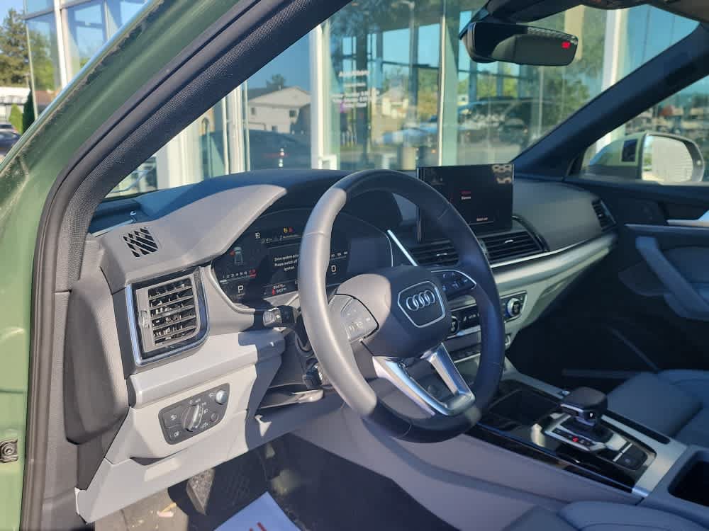 Used 2022 Audi Q5 2.0T Prestige w/ Prestige Package AWD/4WD image 4