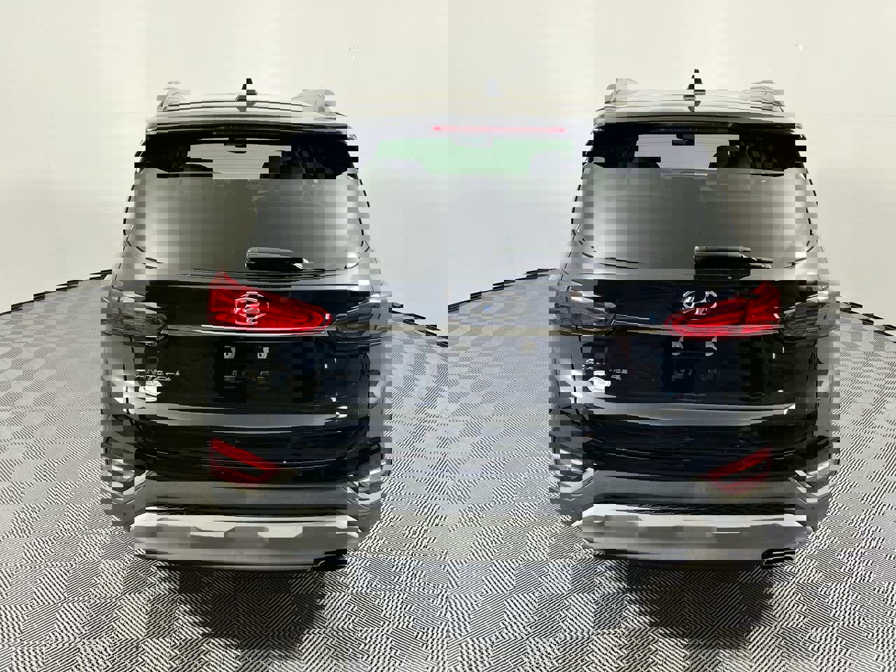 Used 2019 Hyundai Santa Fe FWD image 4