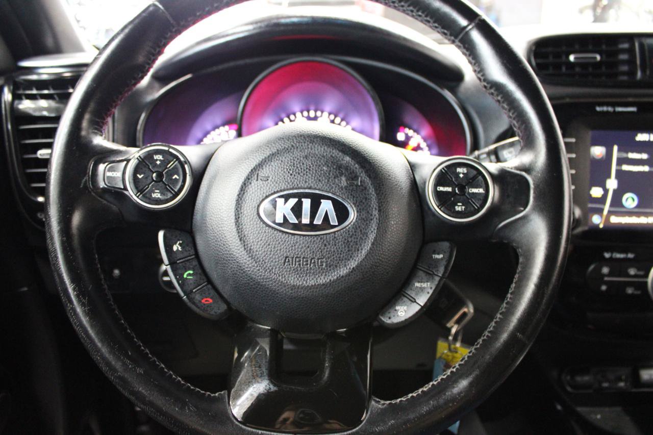 Used 2014 Kia Soul ! w/ Sun & Sound Package FWD image 16