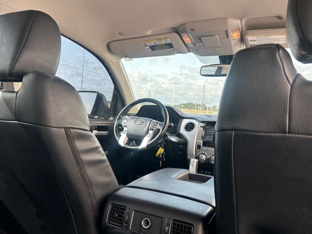 Used 2020 Toyota Tundra SR5 w/ SR5 Leather Package image 29
