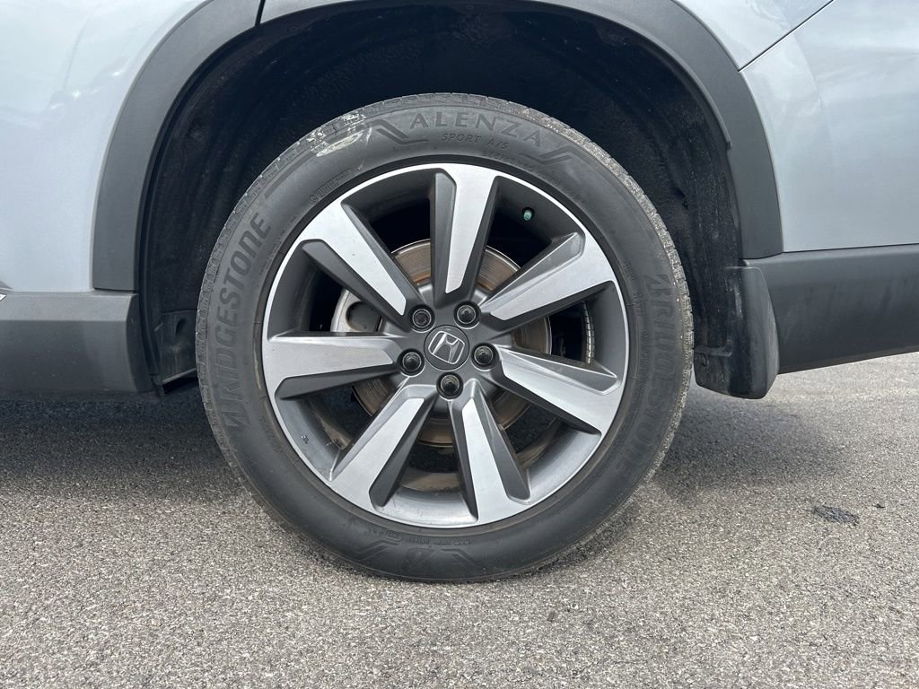 Used 2024 Honda Pilot Touring image 8