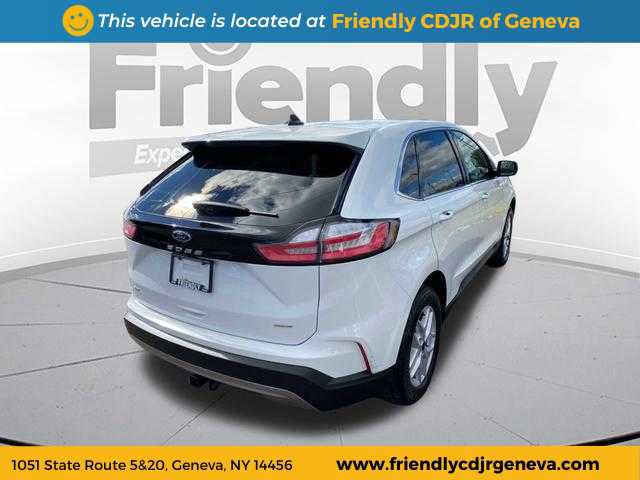Used 2023 Ford Edge SEL image 5