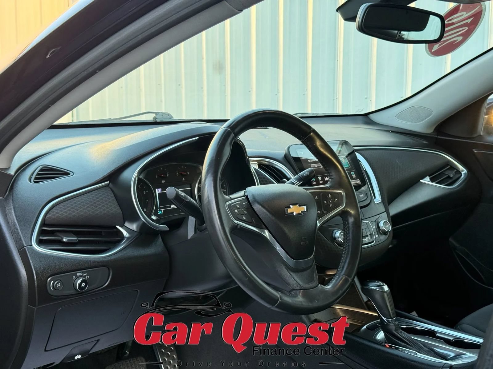 Used 2016 Chevrolet Malibu LT FWD image 10