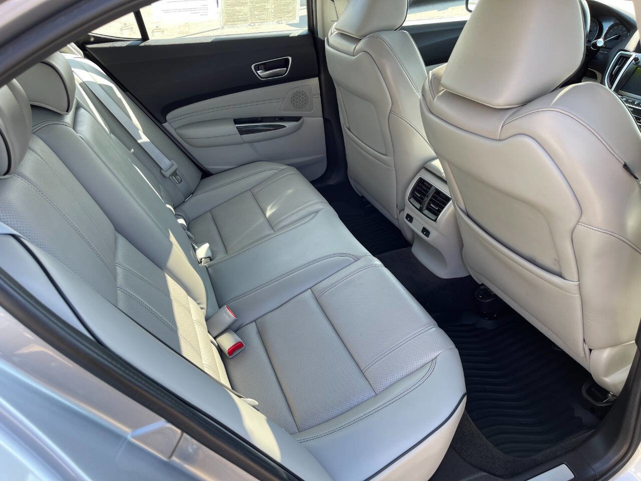 Used 2018 Acura TLX V6 w/ Advance Package image 13