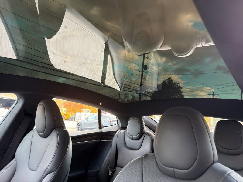 Used 2021 Tesla Model S Long Range image 19