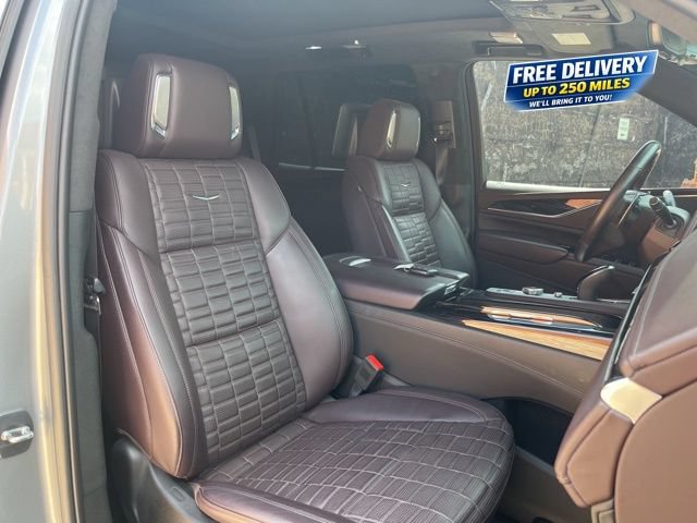 Used 2023 Cadillac Escalade V AWD/4WD image 21
