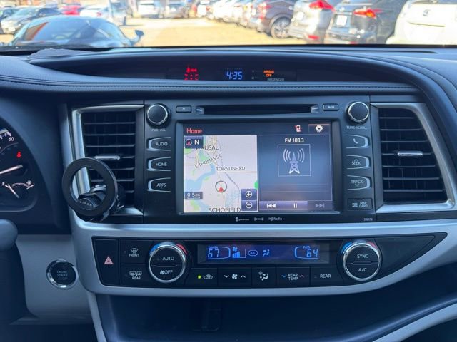 Used 2018 Toyota Highlander XLE AWD/4WD image 20