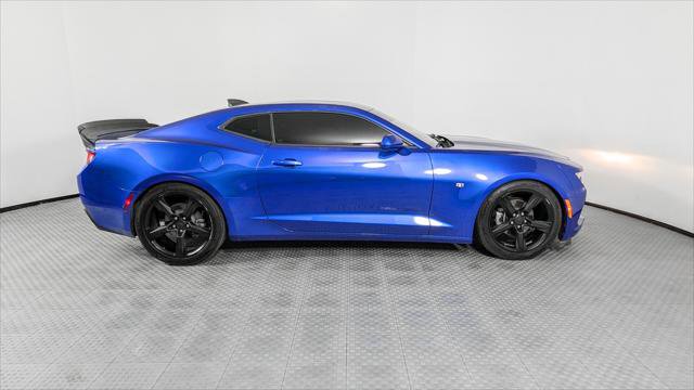 Used 2018 Chevrolet Camaro LT image 9