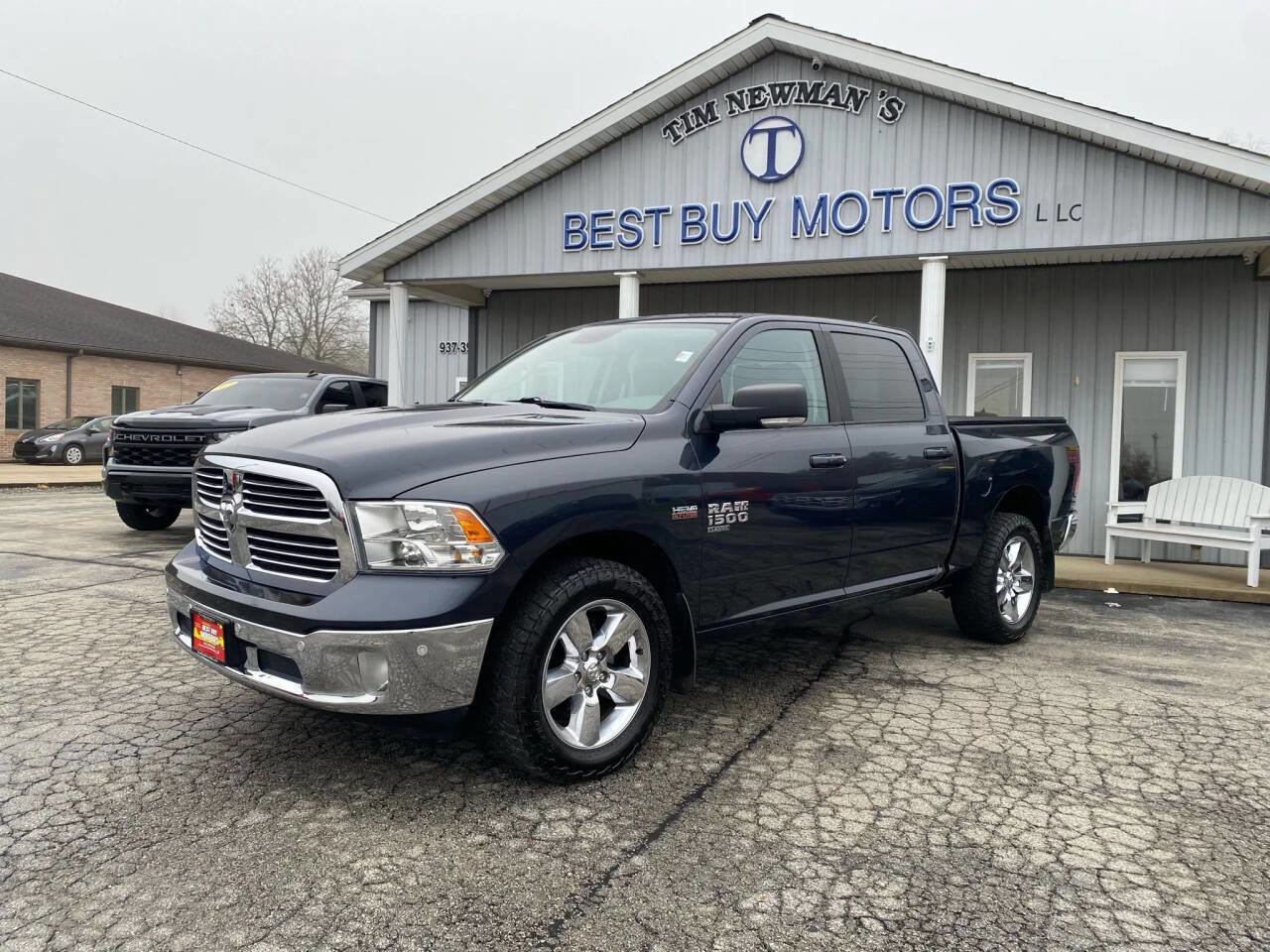 Used 2019 RAM 1500 Big Horn AWD/4WD image 2
