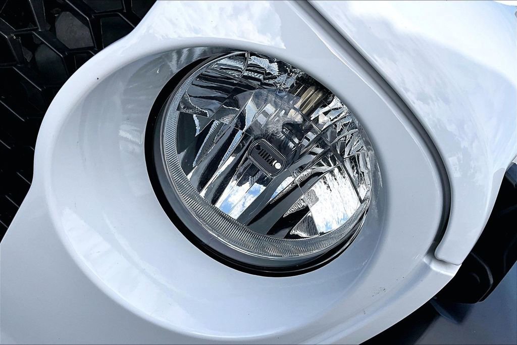 Used 2024 Jeep Wrangler Sport S image 30