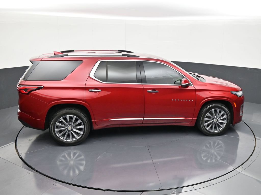 Used 2023 Chevrolet Traverse Premier FWD image 20