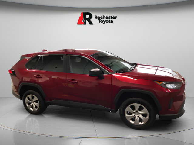 Used 2022 Toyota RAV4 LE AWD/4WD image 8