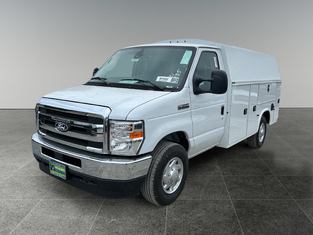 New 2026 Ford E-350 and Econoline 350 Super Duty w/ Power Equipment Group RWD image 2