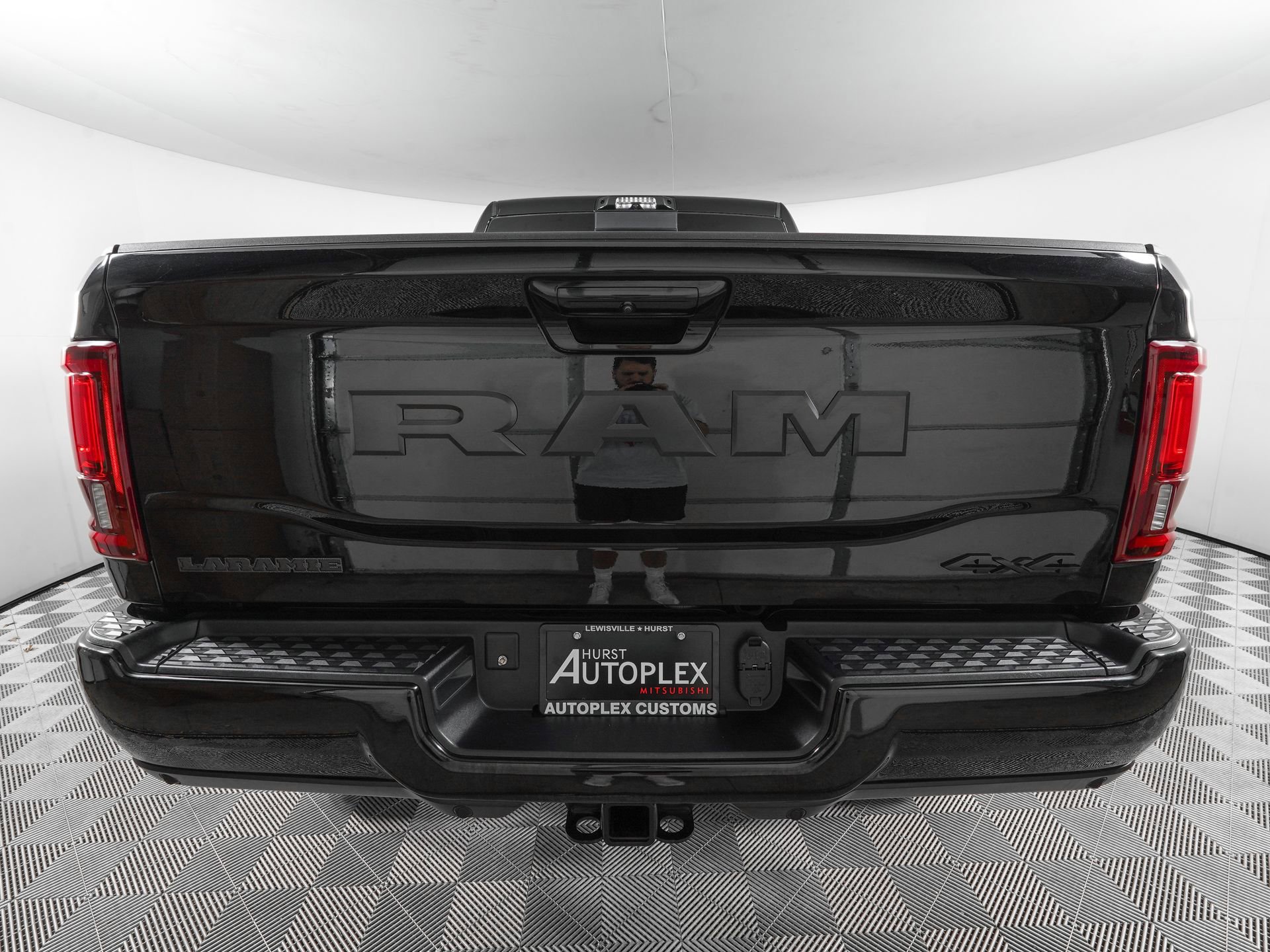 Used 2025 RAM 2500 Laramie w/ Night Edition image 6