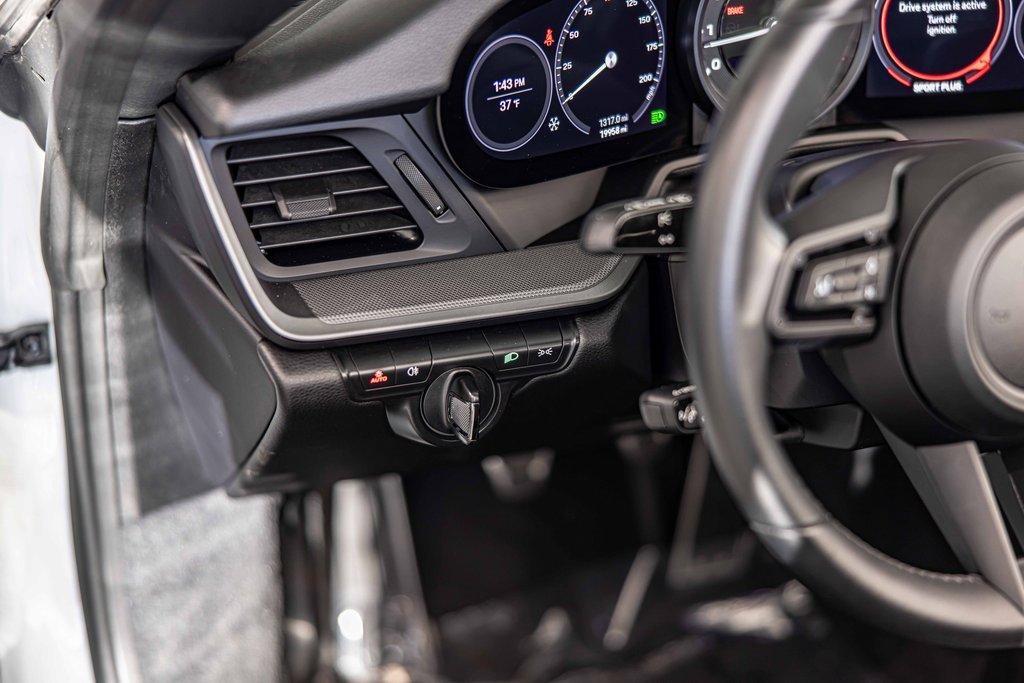 Used 2022 Porsche 911 Carrera 4S image 21