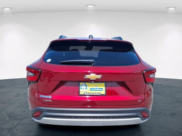 Used 2025 Chevrolet Trax LT FWD image 10