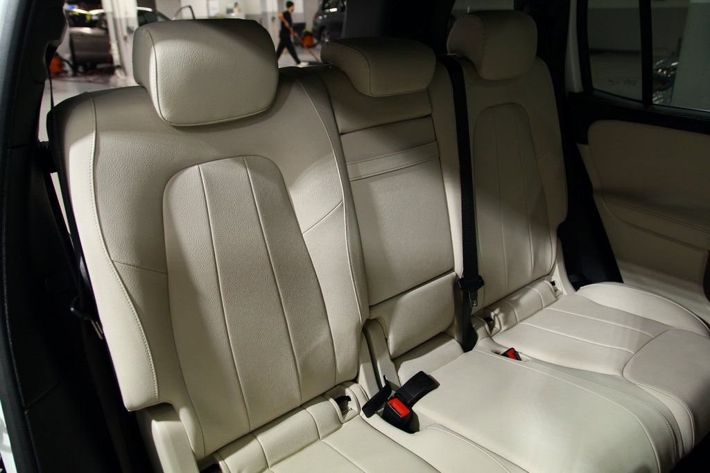 Certified 2025 Mercedes-Benz GLB 250 4MATIC image 26