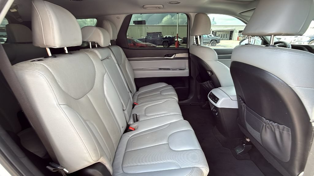 Used 2022 Hyundai Palisade SEL w/ 8P Bench Seat Package FWD image 30
