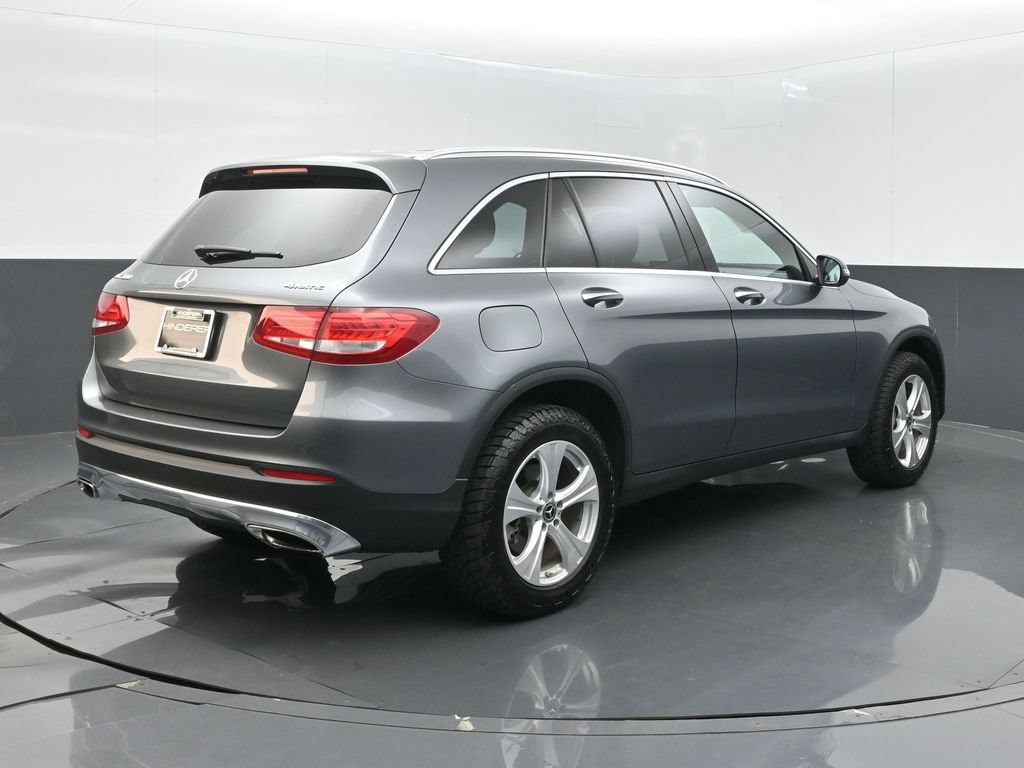 Used 2017 Mercedes-Benz GLC 300 4MATIC image 7