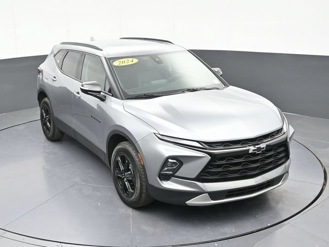 Used 2024 Chevrolet Blazer LT w/ Midnight/Sport Edition FWD image 62