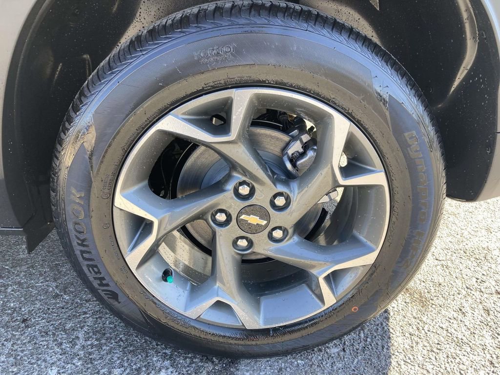 New 2026 Chevrolet Trax LT w/ Driver Confidence Package image 9