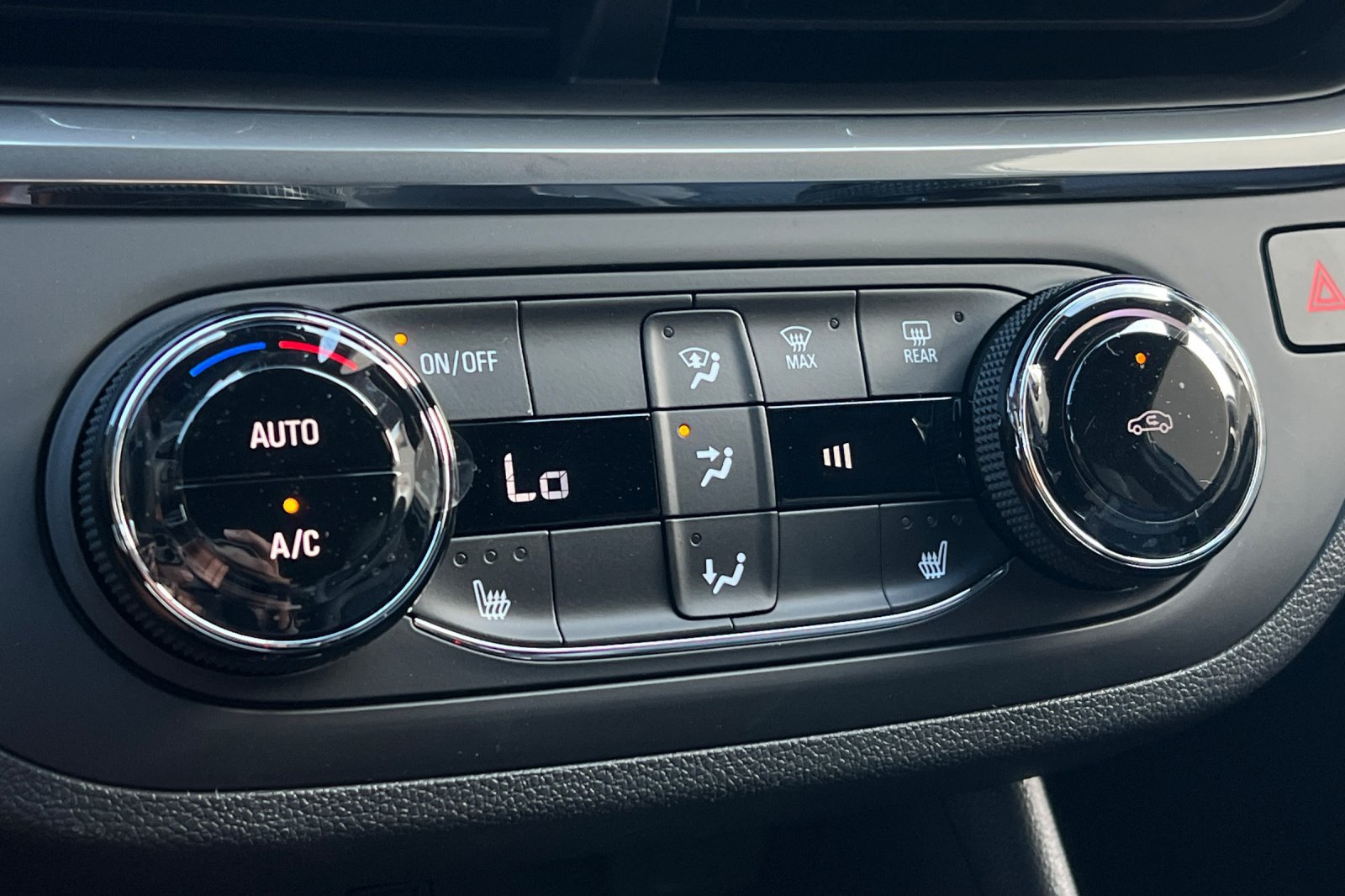 New 2026 Buick Envista Preferred w/ Convenience I Package FWD image 22