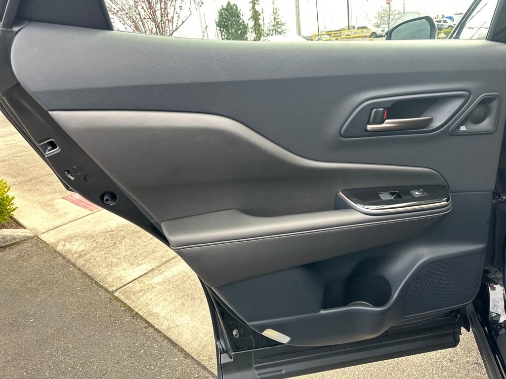 Certified 2025 Toyota Crown Nightshade image 12