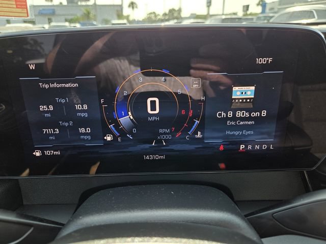 Used 2024 Chevrolet Traverse LT FWD image 30