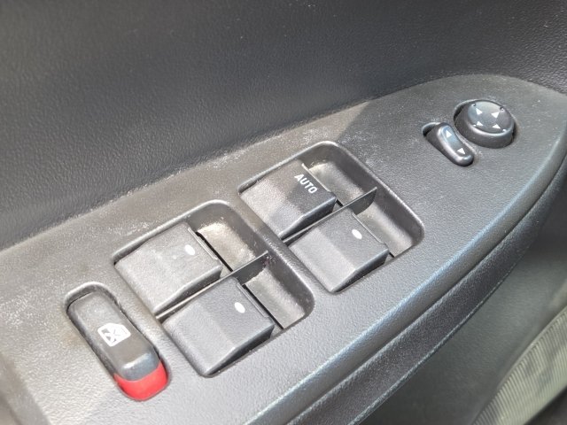 Used 2015 Chevrolet Impala LT w/ LT Sunroof Package FWD image 18