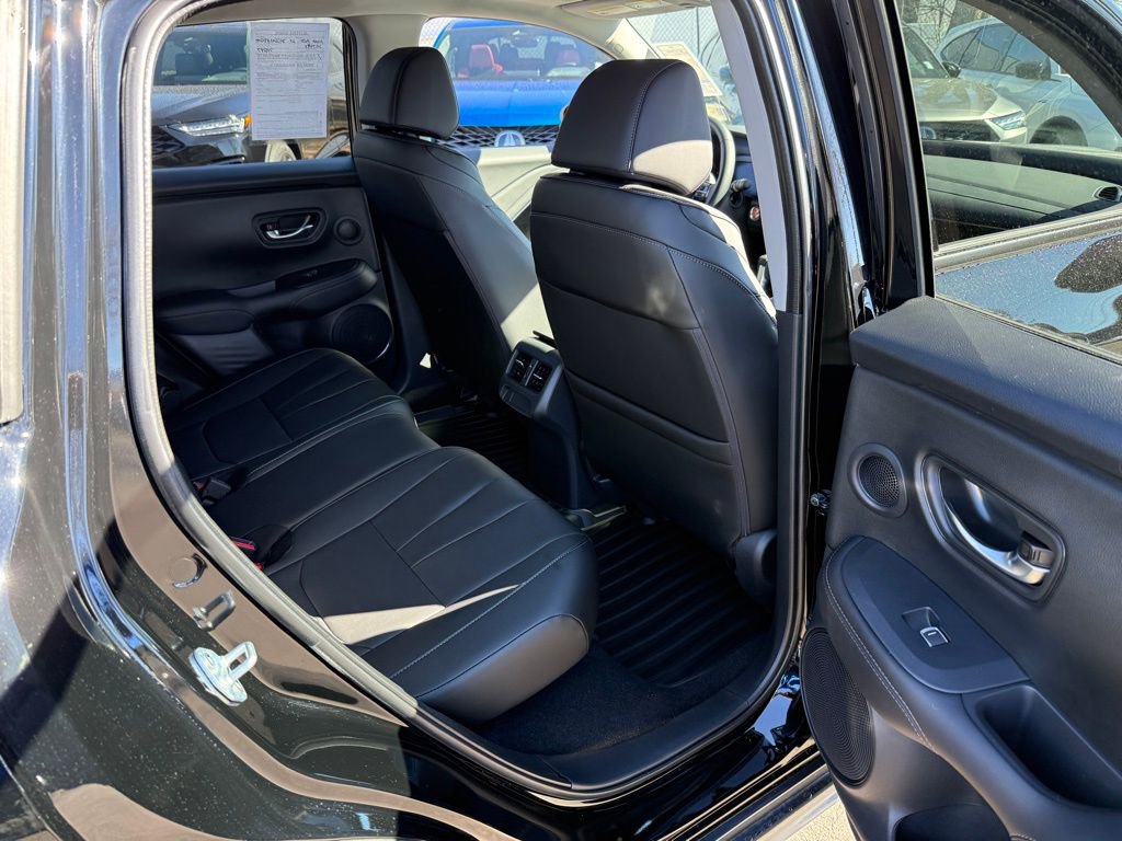 Certified 2025 Acura ADX AWD image 21