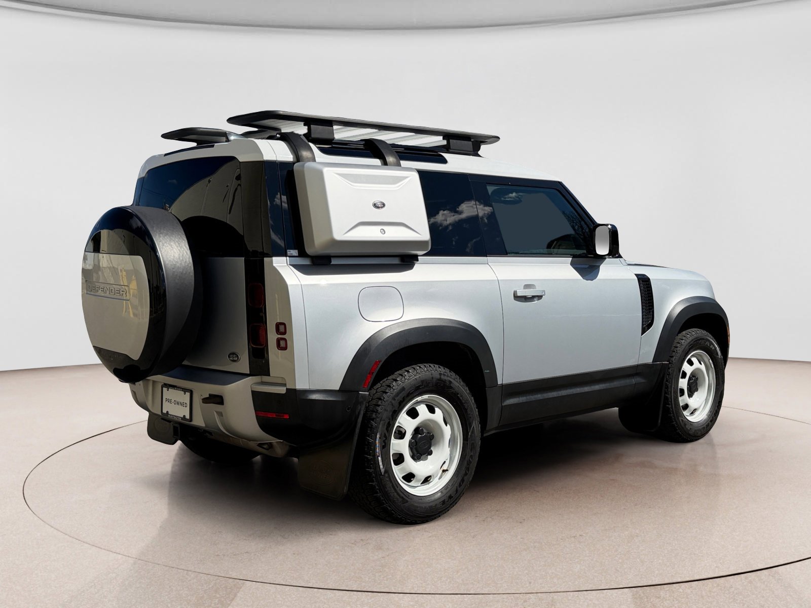 Used 2023 Land Rover Defender 90 S AWD/4WD image 5