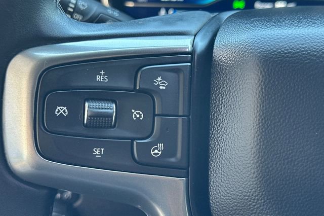 Used 2023 Chevrolet Silverado 1500 RST AWD/4WD image 25