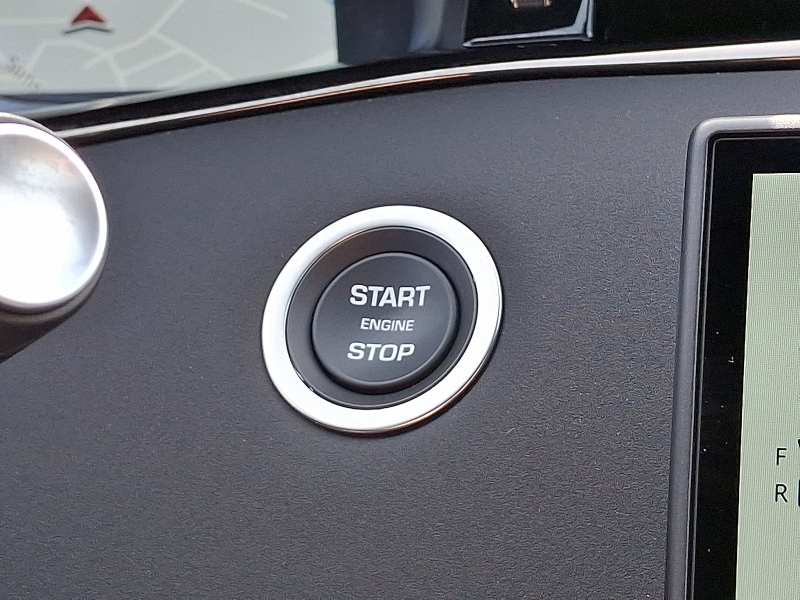 Certified 2025 Land Rover Range Rover Evoque S image 23