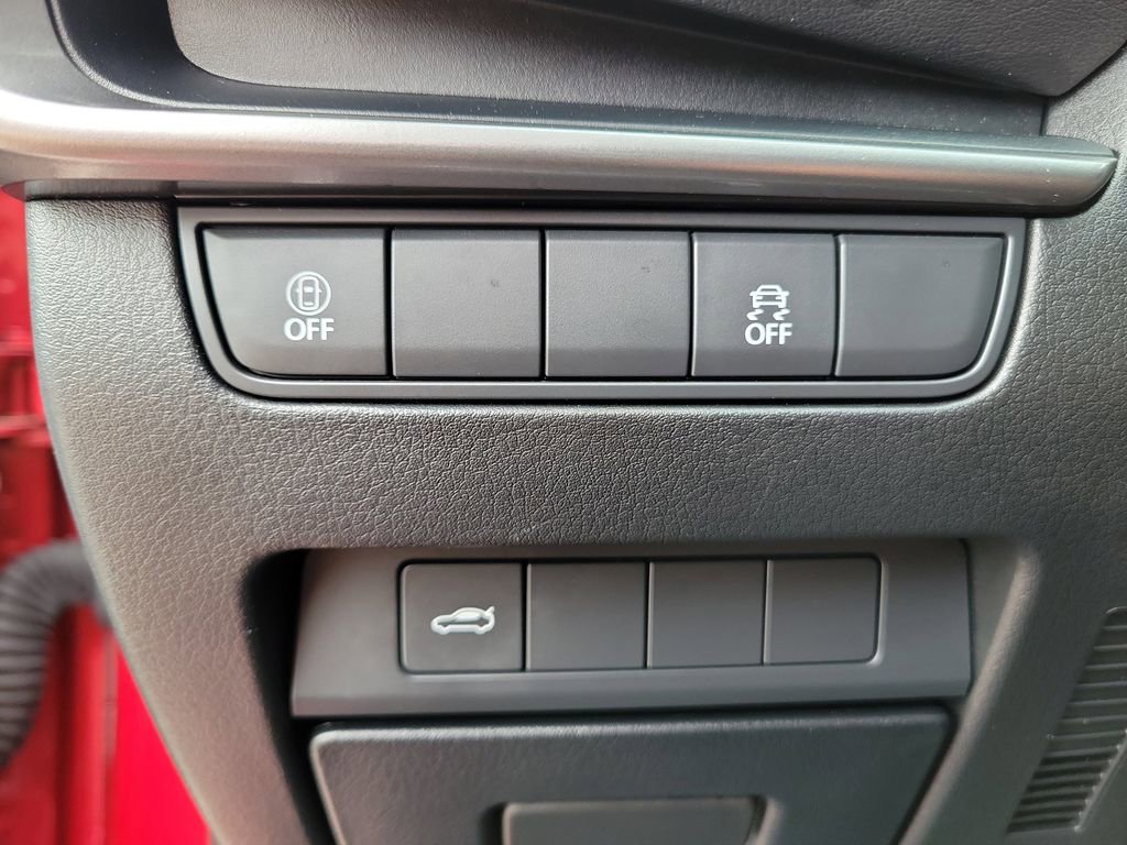 Used 2023 MAZDA MAZDA3 s image 17