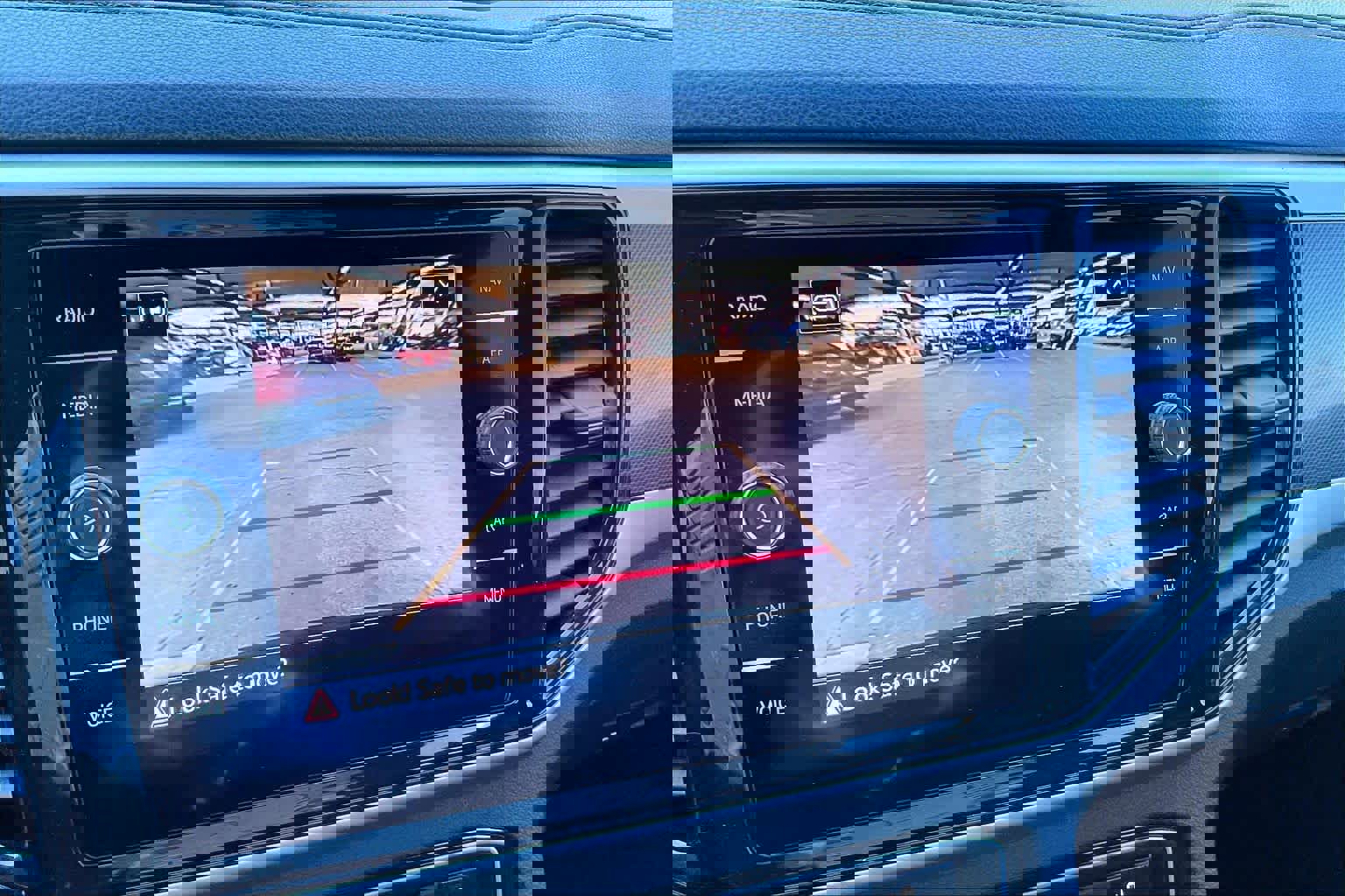 Used 2022 Volkswagen Atlas SEL Premium image 27