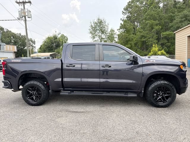 Used 2022 Chevrolet Silverado 1500 LT Trail Boss w/ LPO, Dark Essentials Package AWD/4WD image 2