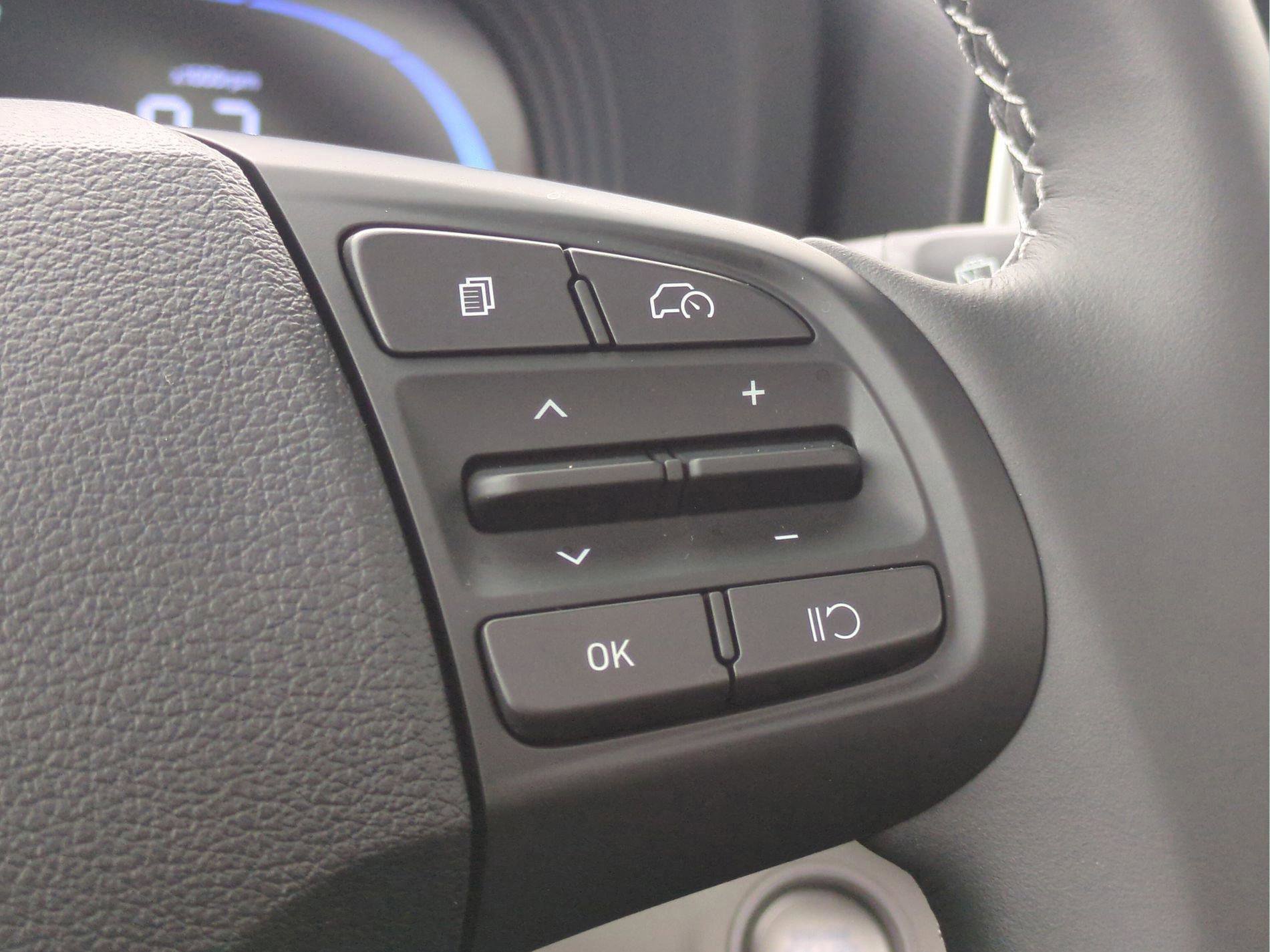 New 2026 Hyundai Venue SEL image 32