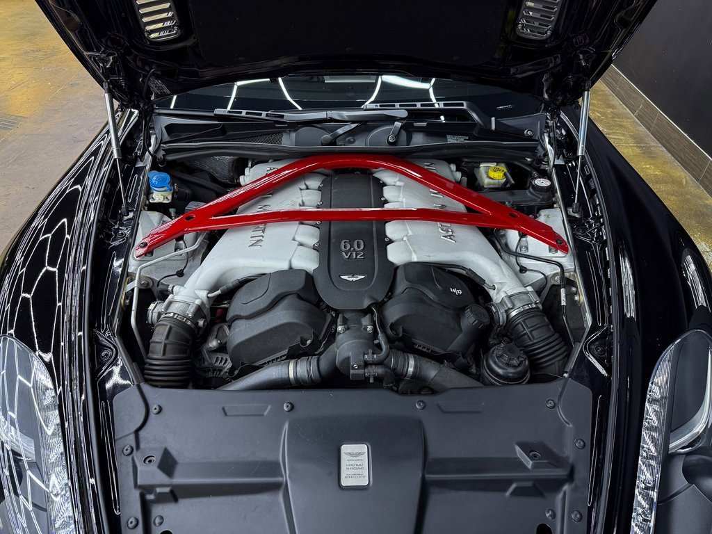 Used 2014 Aston Martin Rapide S image 32