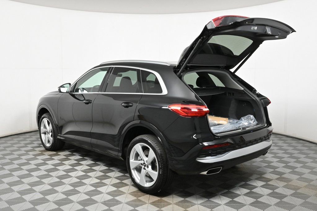New 2025 Audi Q5 Premium Plus w/ Premium Plus AWD/4WD image 23