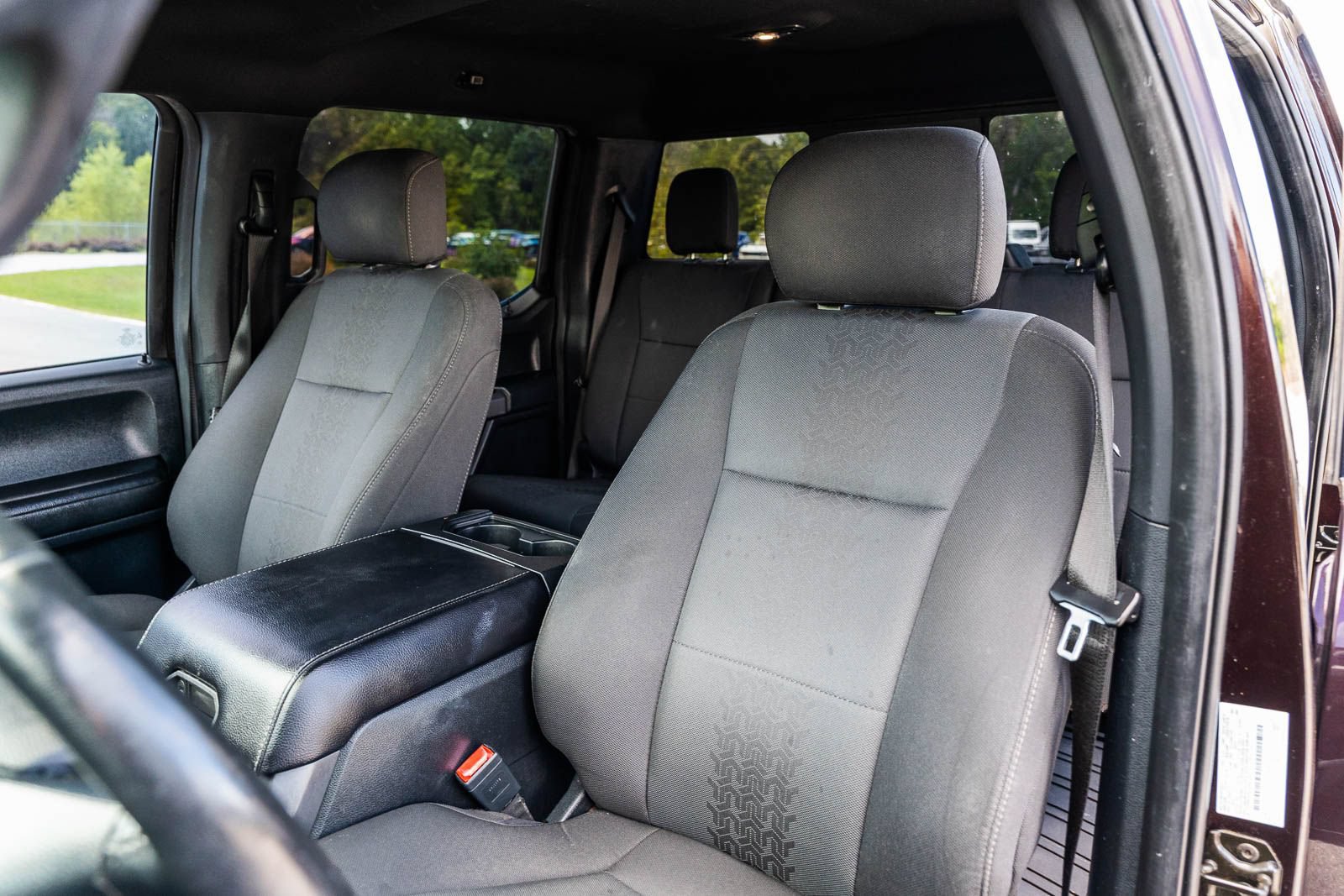 Used 2020 Ford F150 XLT w/ Equipment Group 302A Luxury AWD/4WD image 19