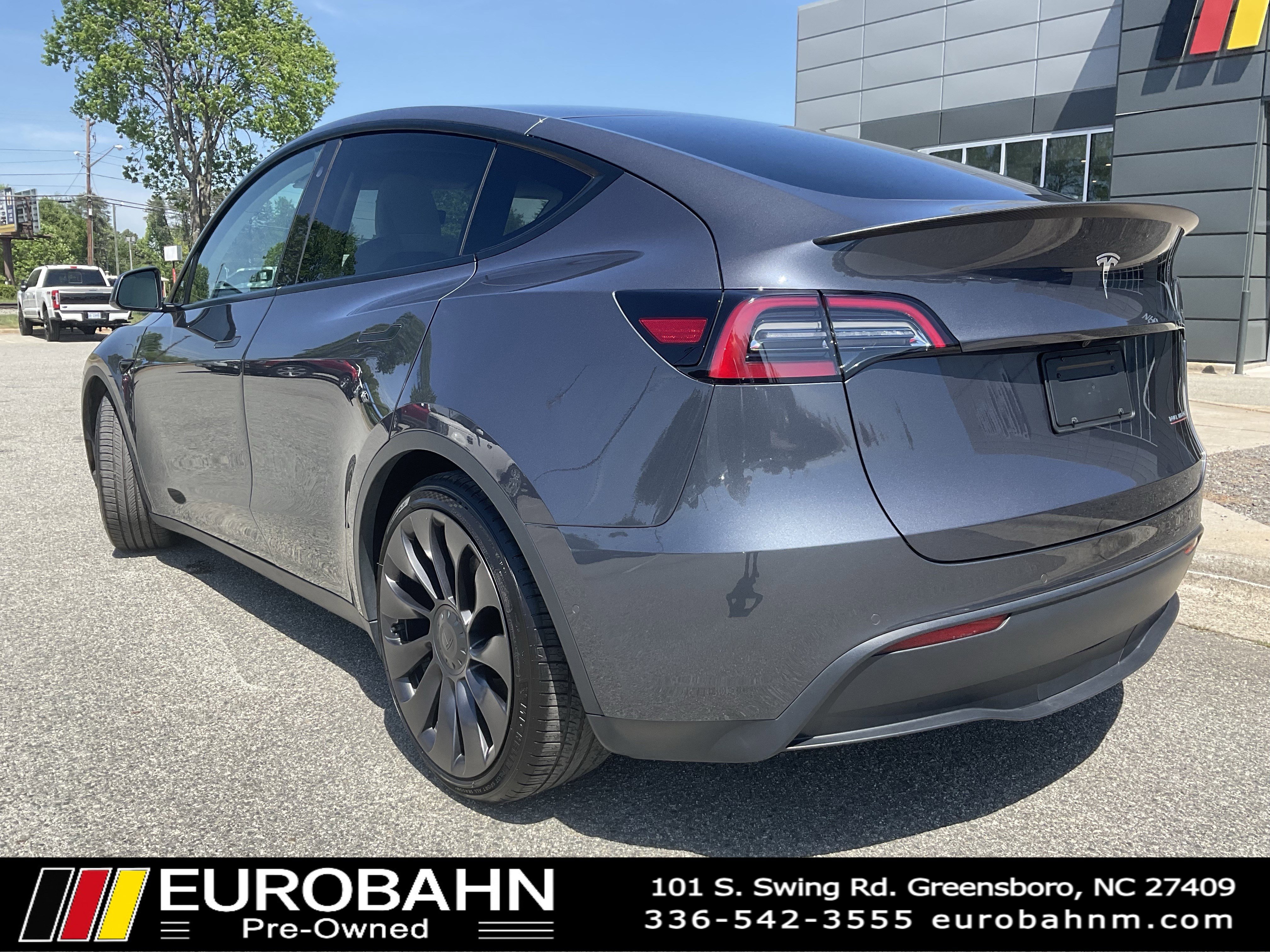 Used 2022 Tesla Model Y Performance image 3