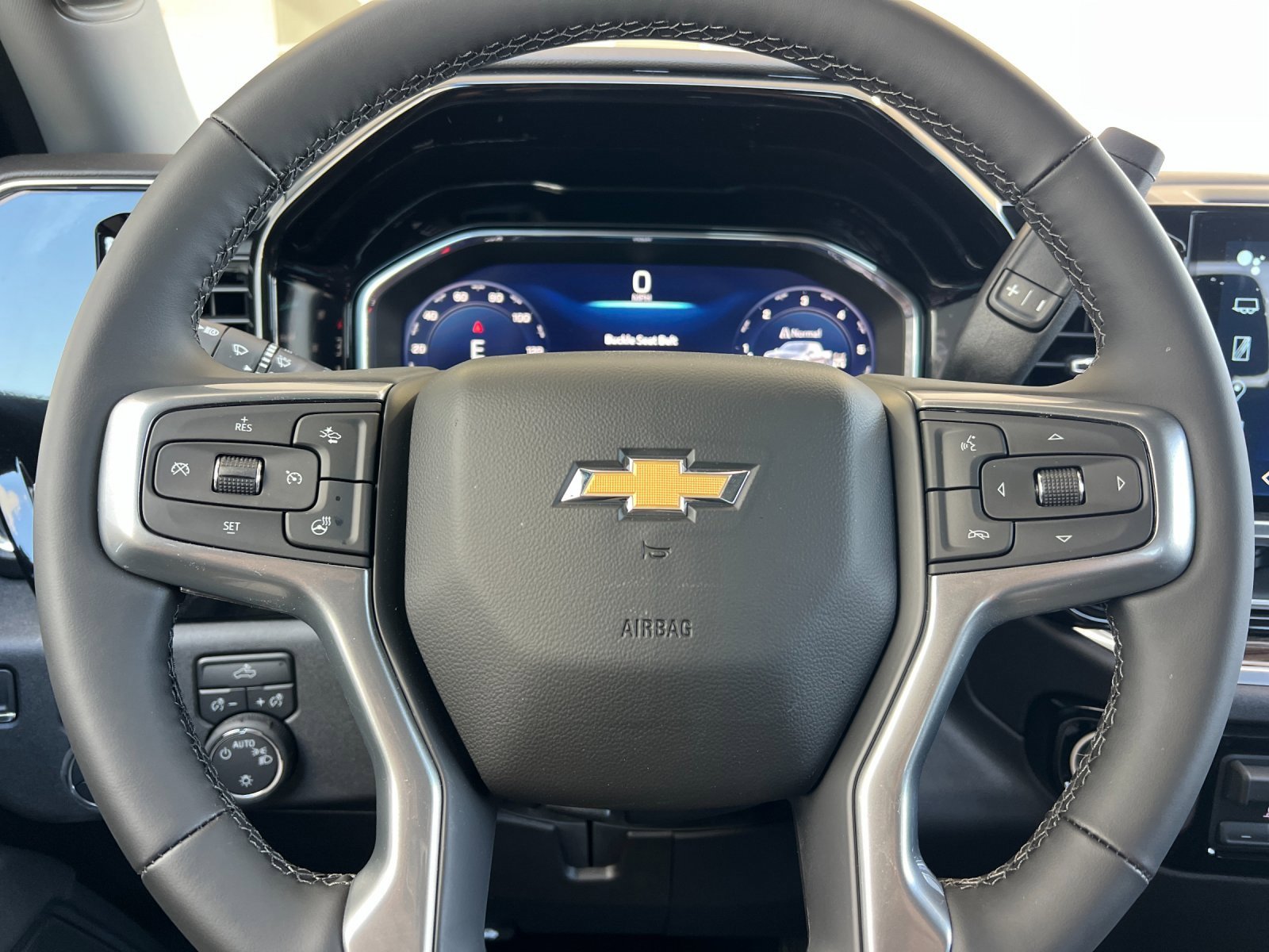 New 2025 Chevrolet Silverado 1500 LT image 26