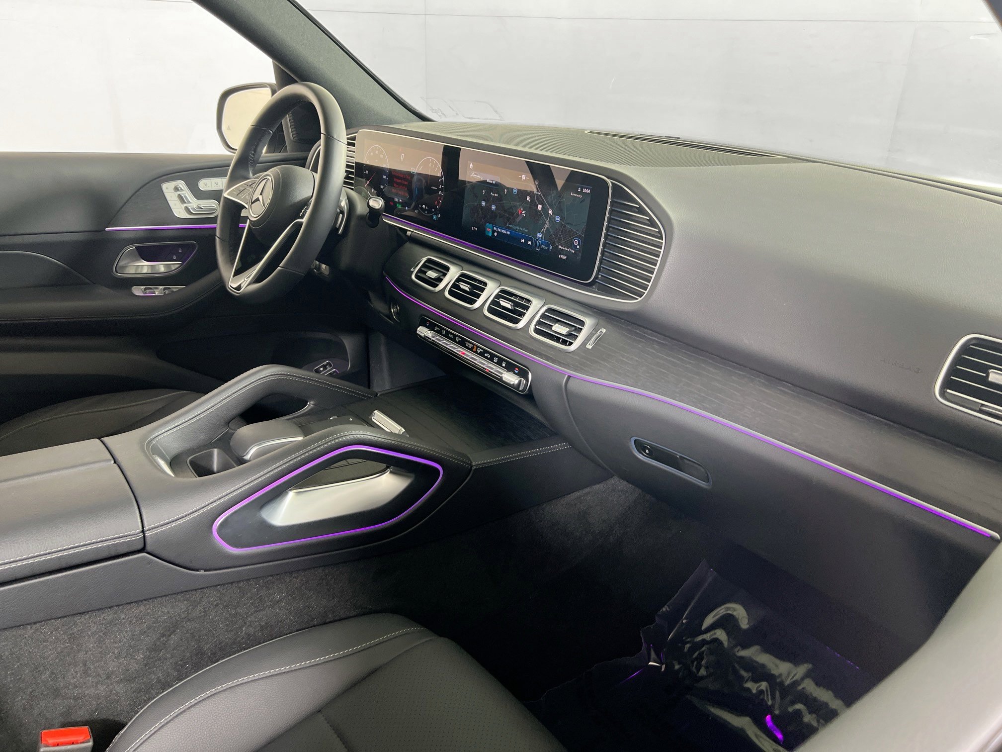 Used 2025 Mercedes-Benz GLE 450e 4MATIC image 29