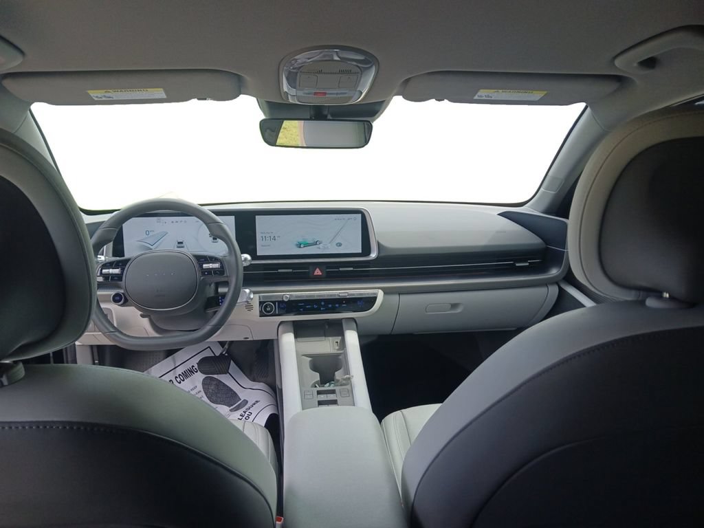 Used 2025 Hyundai Ioniq 6 SEL RWD image 8