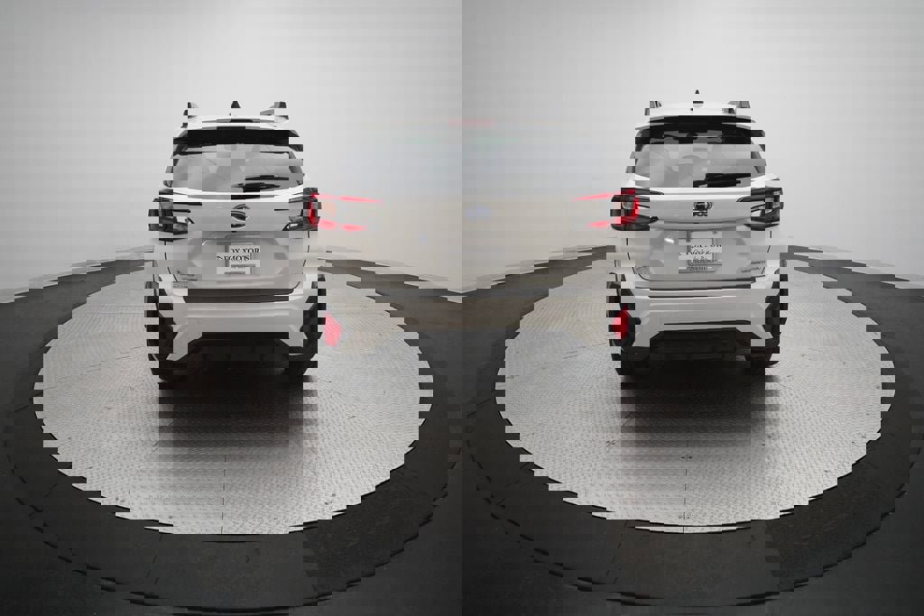 Certified 2024 Subaru Crosstrek 2.0i Premium image 35