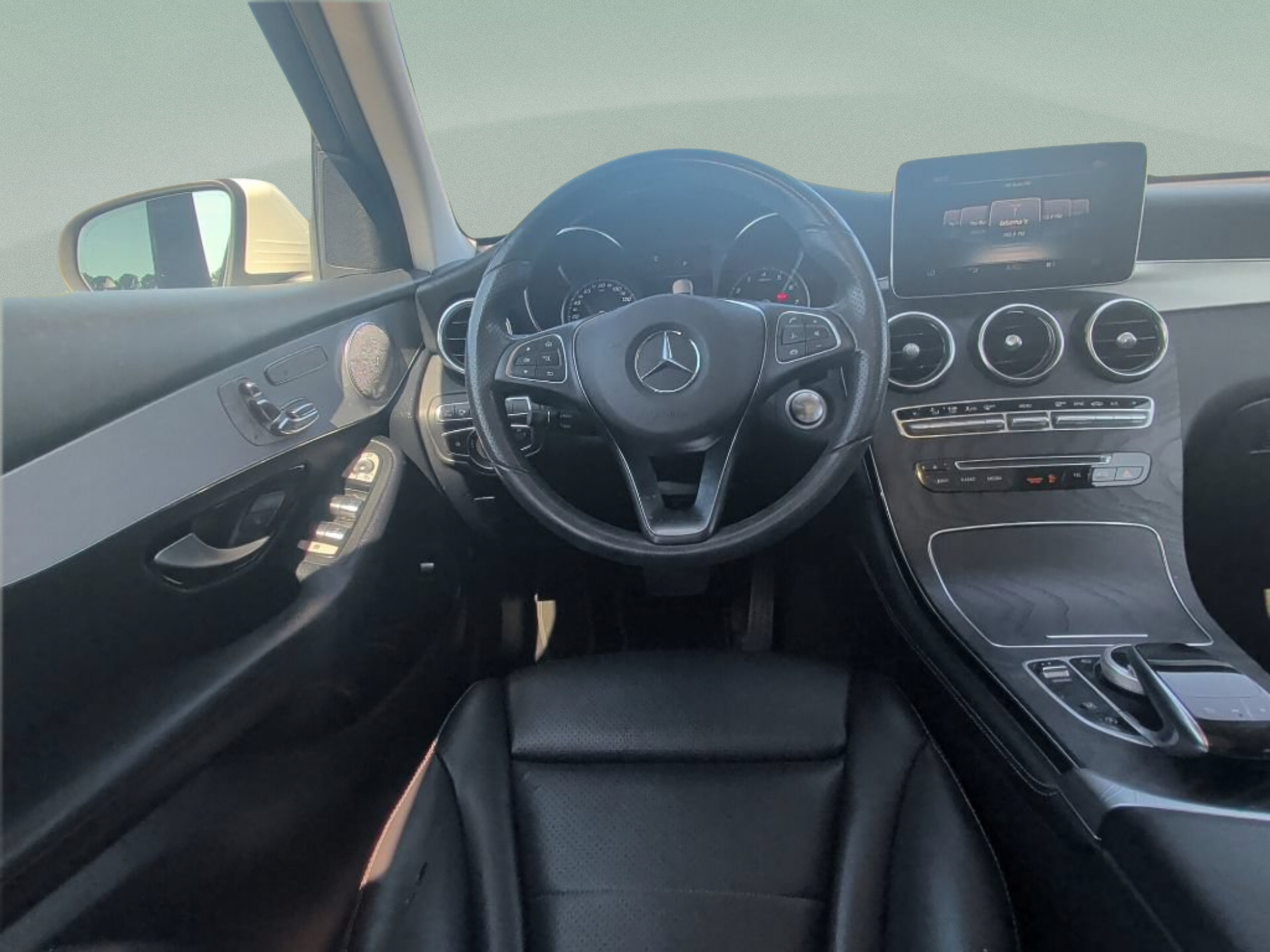 Used 2019 Mercedes-Benz GLC 300 image 42