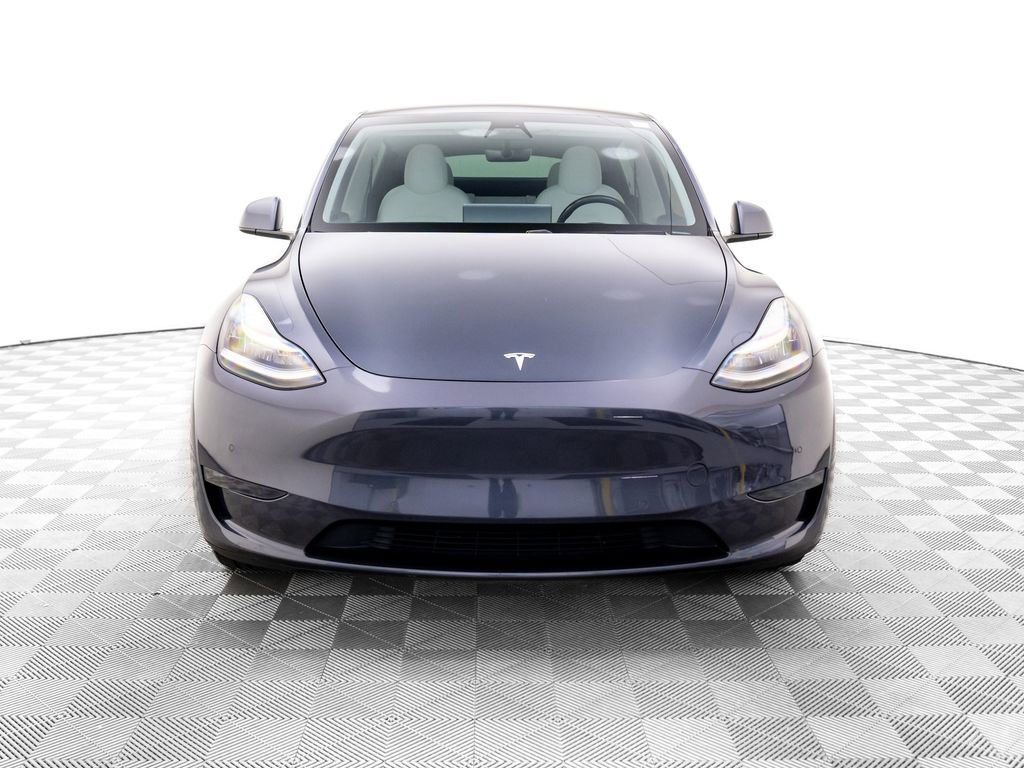Used 2020 Tesla Model Y Long Range image 8
