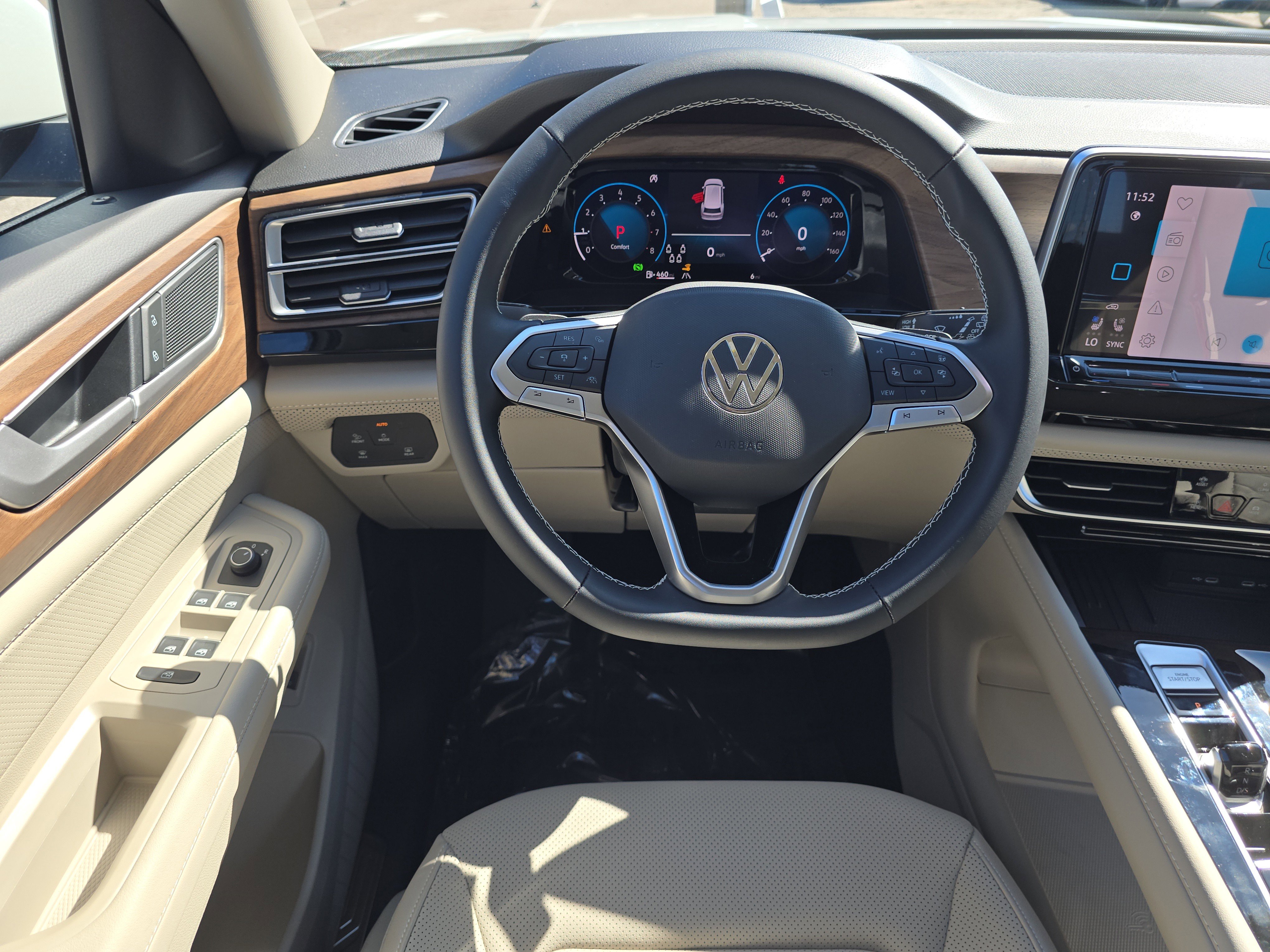 New 2026 Volkswagen Atlas SE image 13