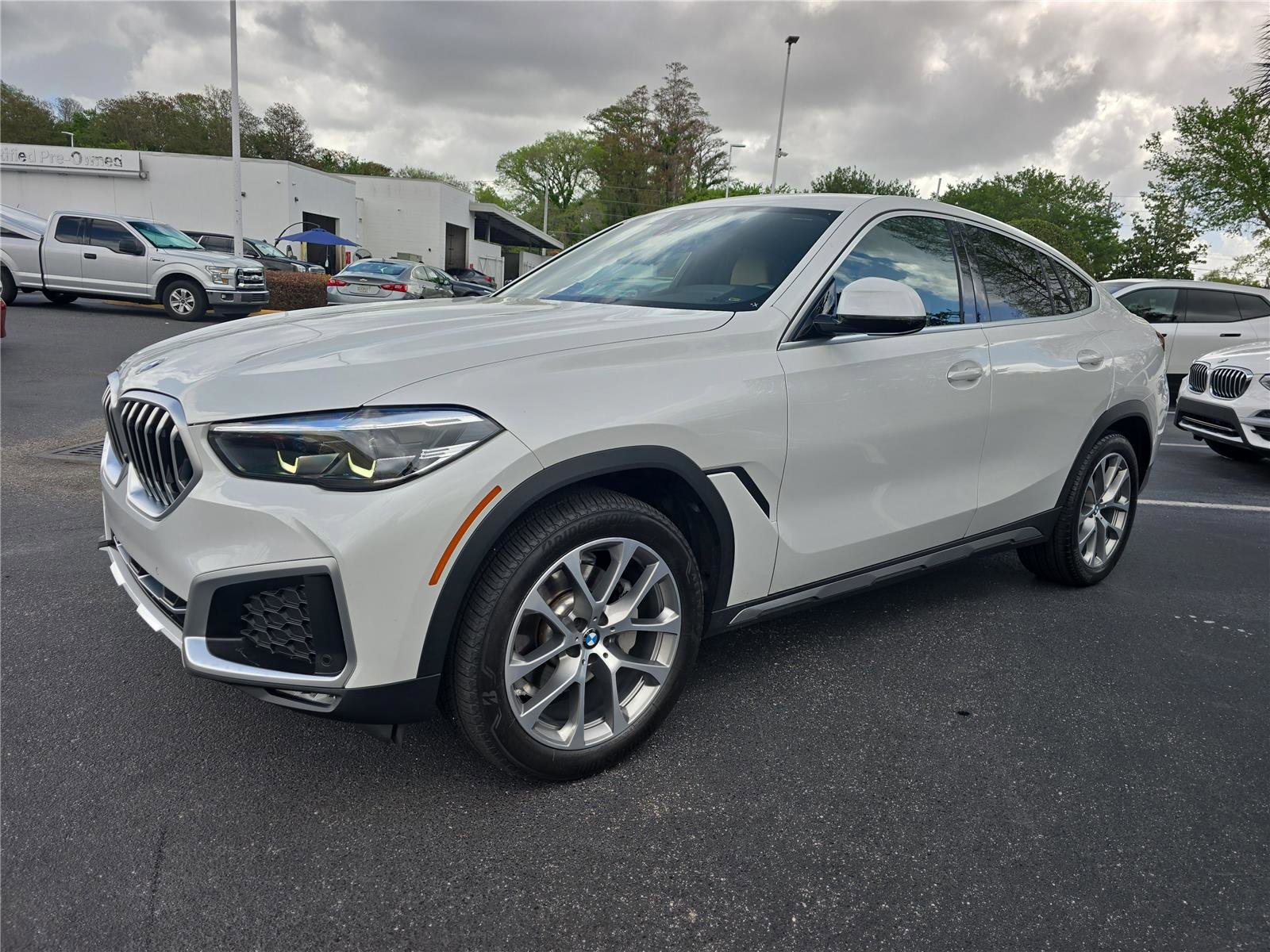 Used 2021 BMW X6 xDrive40i AWD/4WD image 7